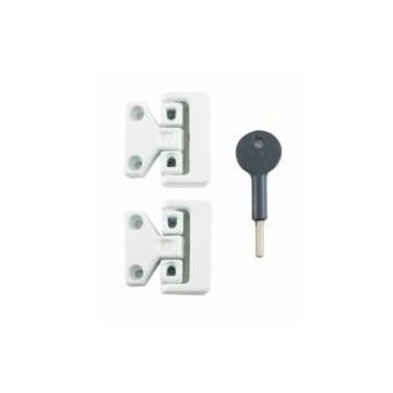 Yale 8K106 White Metal Window Lock Card Of 2 With A Key