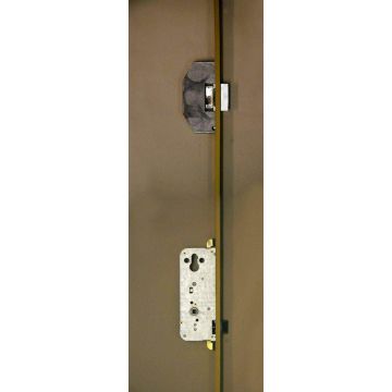 Ucem multipoint door lock 