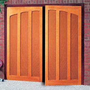 Cardale Rutland timber side hinged garage door